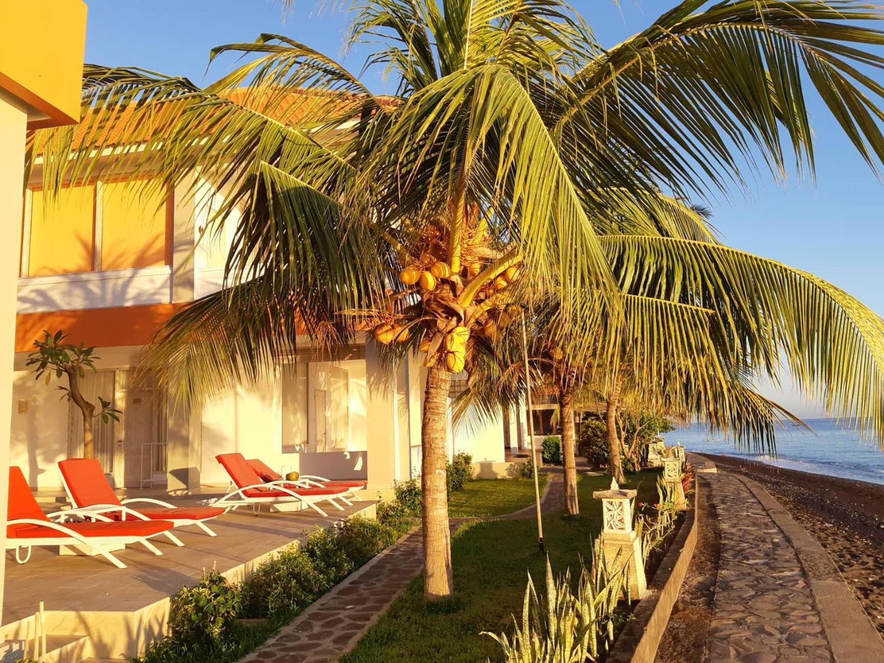 Bondalem Beach Club Tejakula Esterno foto